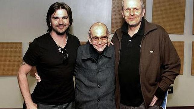 Juanes (izquierda), José Antonio Abreu y Miguel Bosé - El Nacional