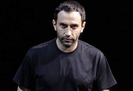Riccardo Tisci, actual creador de Givenchy y sustituto de Galliano en Dior. FOTO: Gtresonline