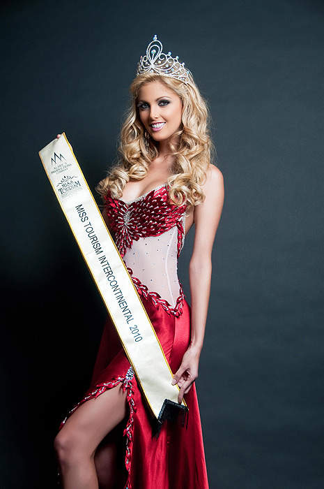 Myriam Abreu cerca de entregar la corona