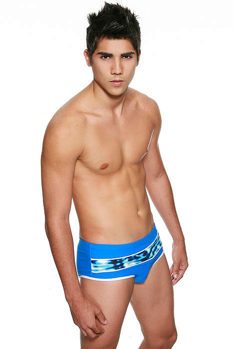 Henry Bolívar Mr. Turismo Venezuela 2010 busca remplazo